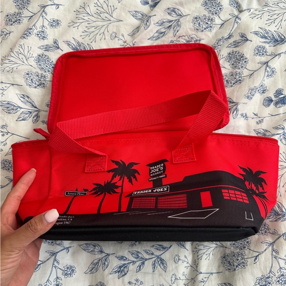 NWT TRADER JOES RED MINI COOLER - Picture 7 of 8